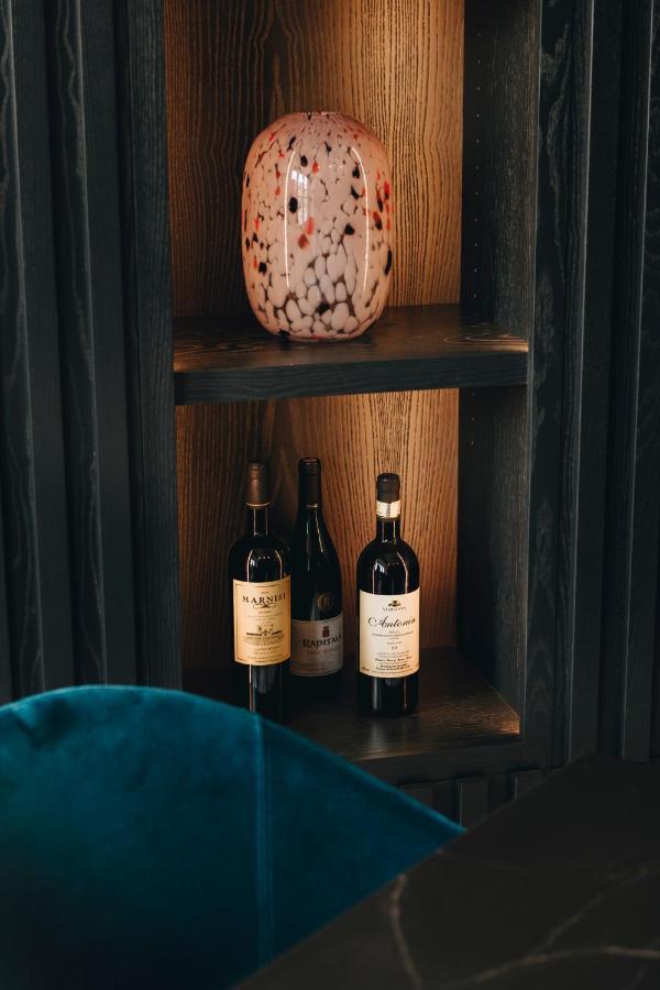 Dock 1 Boutique Hotel